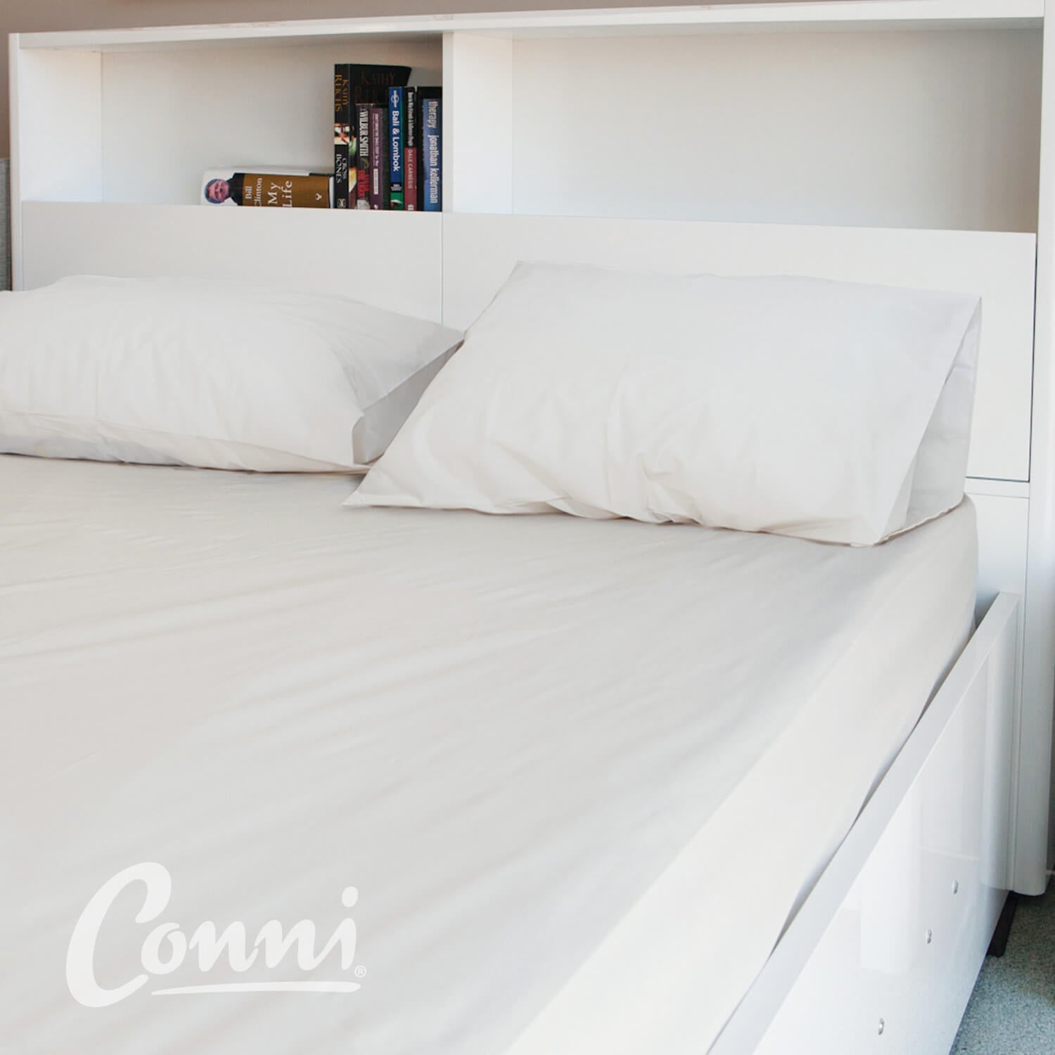 Conni Pillow Protector
