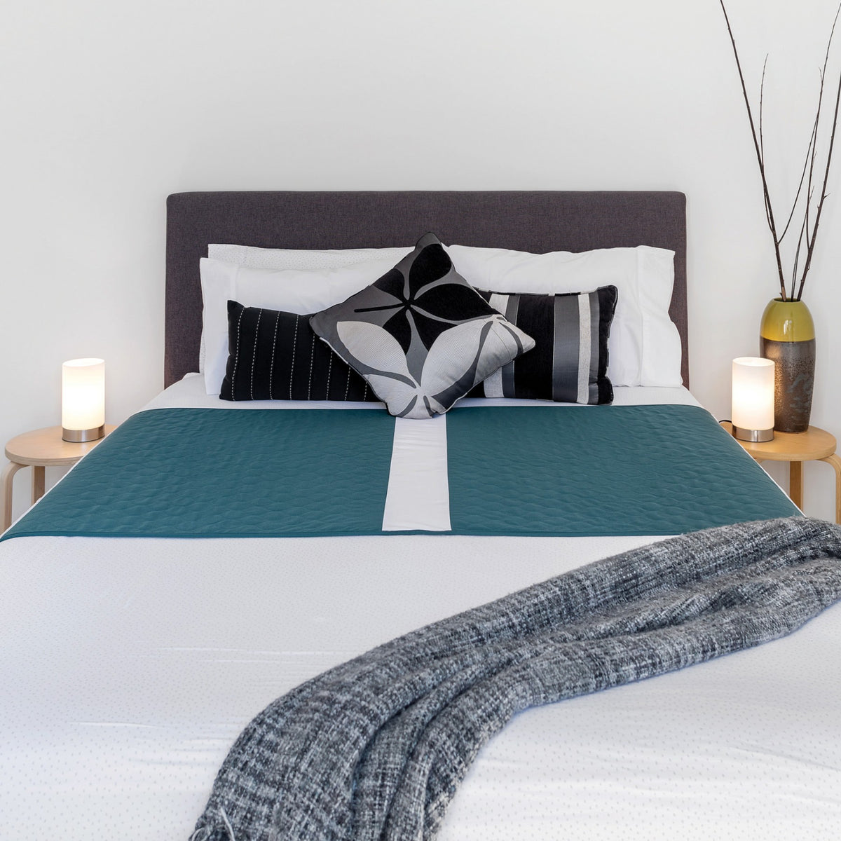 Conni X-Wide Dual Bed Pad with Tuck-ins