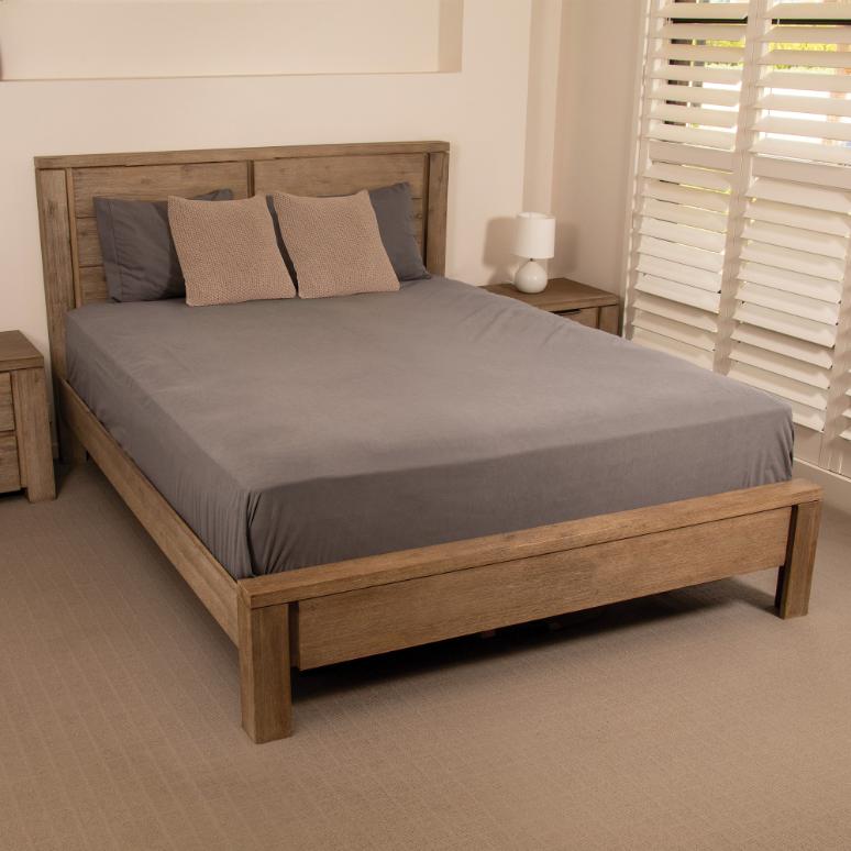 Conni Micro-Plush - Waterproof Mattress Encasement